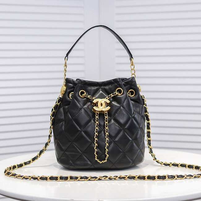 Chanel  Retro drawstring button bag lambskin black 21×24×14cm - 1