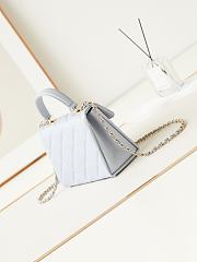 CHANEL Shoulder light bule bag AS4711 16x21x9.5cm - 3