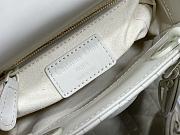 LADY DIOR MINI 6603 17CM  off white - 2