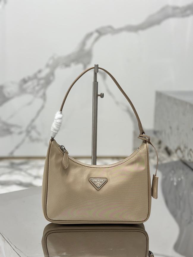 Prada crossbody  Khaki  bag 23*13*5CM - 1