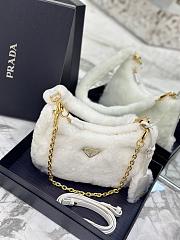 Prada crossbody Fluffy white bag 22*18*6cm - 1