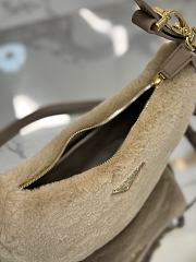 Prada crossbody  brown bag 22.5*18.5*6.5cm - 2