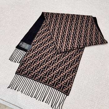 Fendi scarf  7