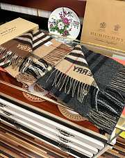 Burberry scarf 13 - 1