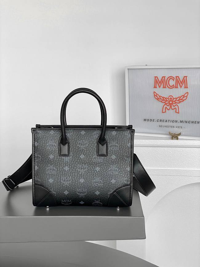 MCM Munchen Visetos  black 24*11*19CM - 1