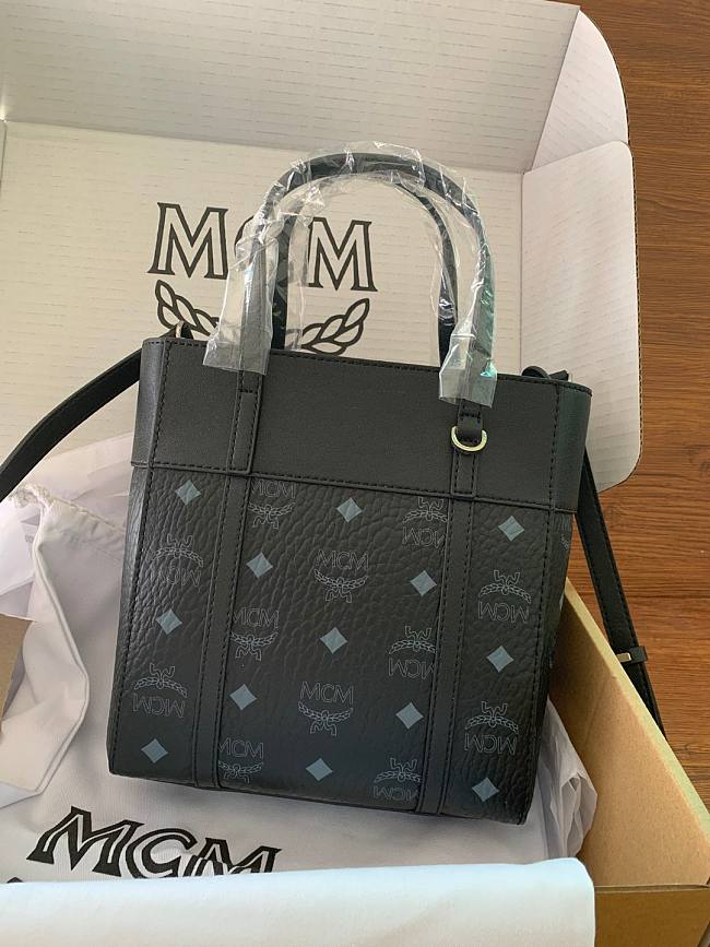 MCM Aren  Visetosmin  black 21.5*19*9.5CM - 1