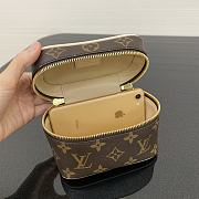 LV cosmetic bag 14*9*10cm - 3