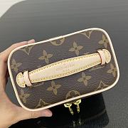 LV cosmetic bag 14*9*10cm - 5