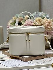 Dior Cosmetic bag 2298 white  24x14x18cm - 1