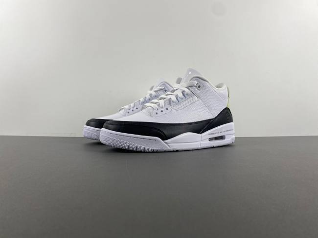 Fragment Design x Air Jordan 3 Retro SP DA3595-100 - 1