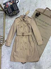 Burberry trench coat 4 - 6