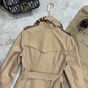 Burberry trench coat 4 - 5