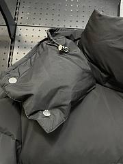 Moncler Down jackets 05 - 3