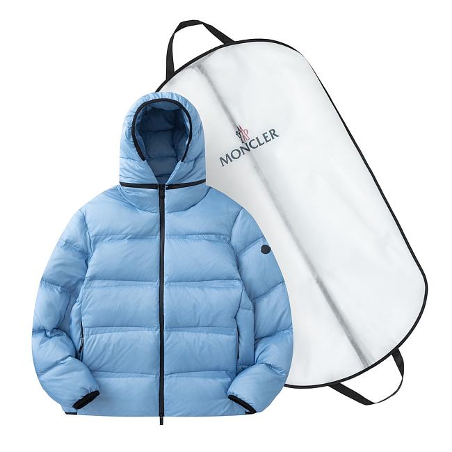 Moncler Down jackets 18 - 1