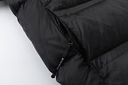 Moncler Down jackets 19 - 5