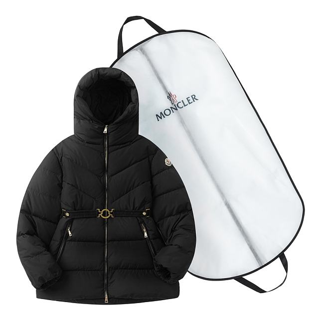 Moncler Down jackets 23 - 1