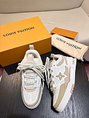 Louis Vuitton Trainer Sneaker 06 - 2