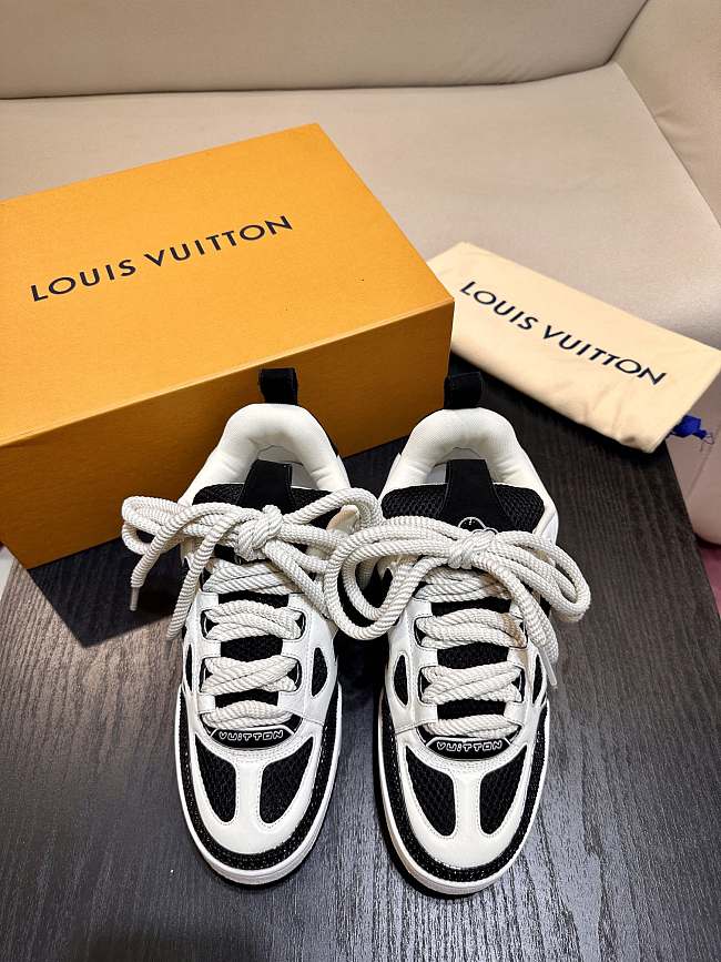 Louis Vuitton Trainer Sneaker 07 - 1