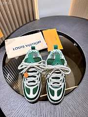 Louis Vuitton Trainer Sneaker 09 - 1