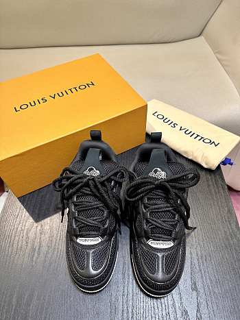 Louis Vuitton Trainer Sneaker 10