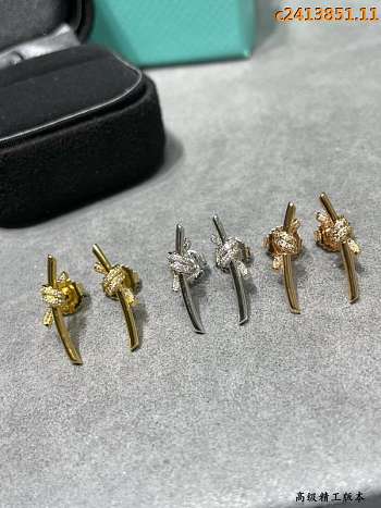 Tiffany earrings 04