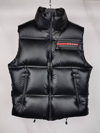 Prada down vest 02