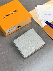 LV men's  light gray wallet  11.5*9*7.5CM - 4