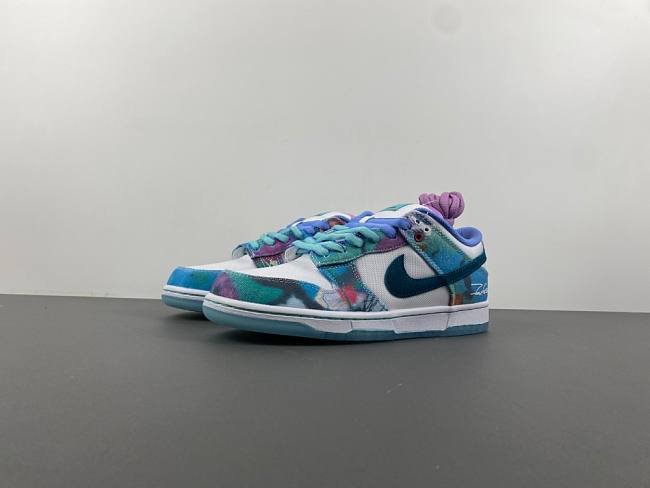 Nike SB Dunk Low Futura Laboratories Bleached Aqua HF6061-400 - 1