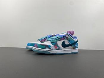 Nike SB Dunk Low Futura Laboratories Bleached Aqua HF6061-400