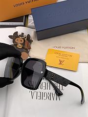 LV Glasses L2805 - 5