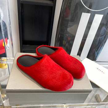 Marni Slides Fur red