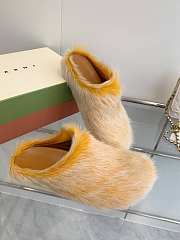 Marni Slides Fur yelllow - 4