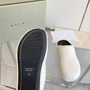 Marni Slides Fur white - 2