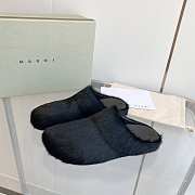 Marni Slides Fur black - 6