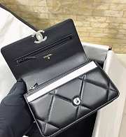 Chanel 19 lambskin flap black bag silver buckle 19x11.5x7cm - 6