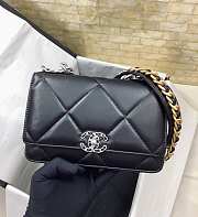 Chanel 19 lambskin flap black bag silver buckle 19x11.5x7cm - 5