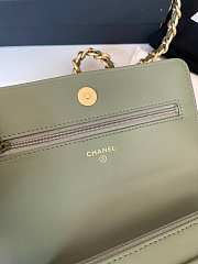 Chanel 19 lambskin flap green bag 19x11.5x7cm - 4