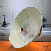 Supreme hat 200409W  white - 4