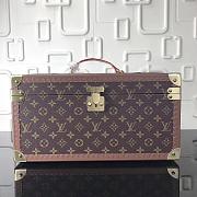 LV Cosmetics Case M21221 39x21x20.5cm - 1