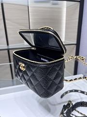 Chanel calfskin cosmetic black bag AP2805Y   17x9.5x8cm - 4