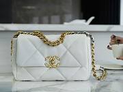 Chanel 19 Handbag Lambskin white 16x26x9cm - 1