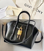 Givenchy antignoa 4106J black  23x27x13cm - 1