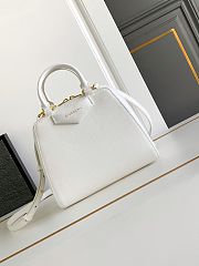 	 Givenchy Handbag 20241015A white 13x19x22cm - 4