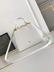 	 Givenchy Handbag 20241015A white 13x19x22cm - 3