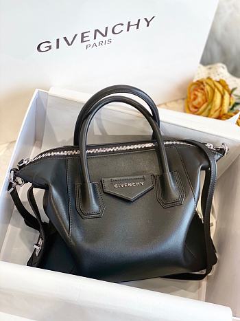 Givenchy  Handbag 230919K black  30x8x25cm 