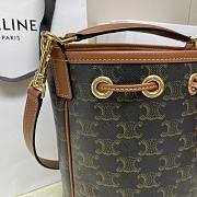 CELINE Shoulder bag 116882A  20x24x20cm - 2