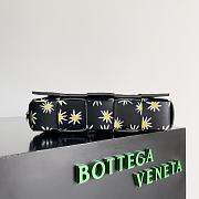 Bottega Veneta Shoulder bag 578004 23x15x5.5cm - 6