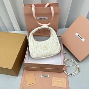 	 Miumiu wander hobo white bag 20*6*17cm - 1