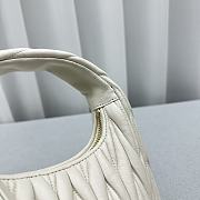 	 Miumiu wander hobo white bag 20*6*17cm - 6