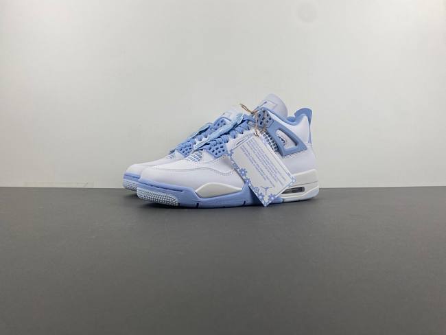 Air Jordan 4 “Forget Me Not” WMNS HV0823-100 - 1